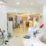 Desain meja reception klinik kecantikan TBL medan